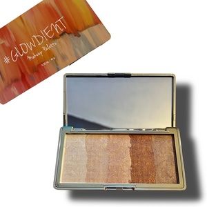 Touch in Sol Pretty Filter Glowdient Makeup NIB